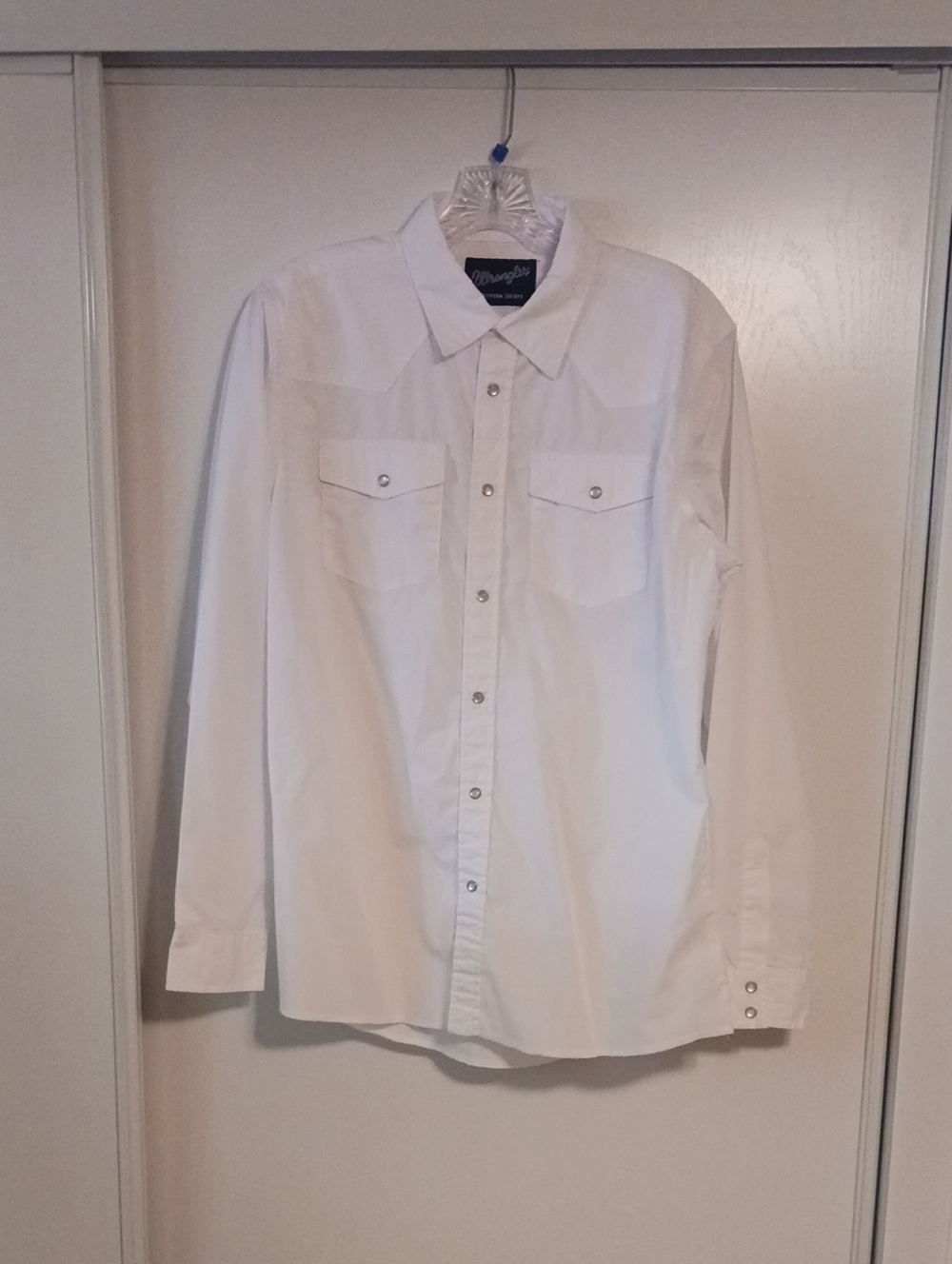 Wrangler Men’s White Long-Sleeve Western Snap Shirt